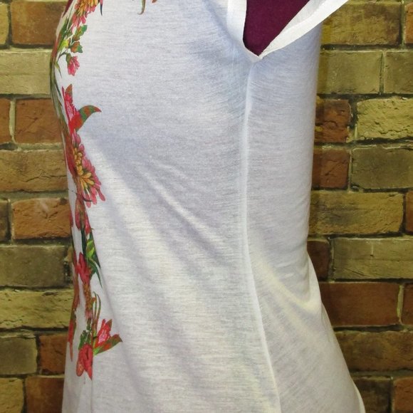 Guess Women's Lightweight short sleeve T shirt - Picture 2 of 4